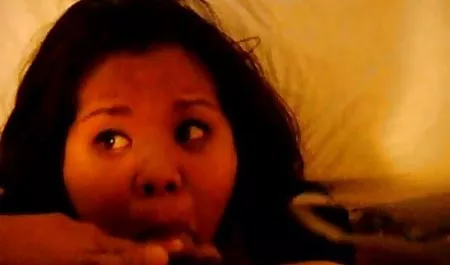 Pretty Cindy menari untuk orang yang dicintai dan video sex terbaru mp4 menghisap penisnya