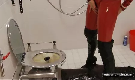 Sekretaris bokep mp4 selingkuh gemuk mengisap bos