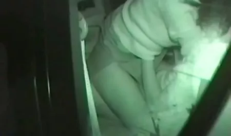 Pelacur menyerah di video mp4 mesum gang terpencil
