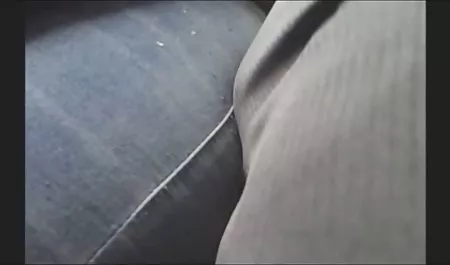 Sayang Inggris dengan payudara besar dalam gangbang video bokep full mp4