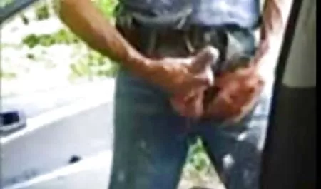 Babe mengisap mp4 perkosa orang-orang di jalan