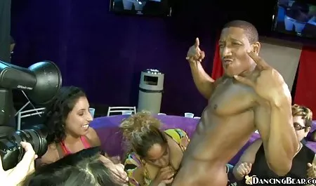 Brunette Eva Lovia kumpulan video sex mp4 dengan vagina berbulu mendapat fucked dan cums keras