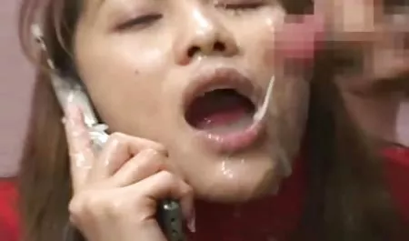 Di suatu tempat pria itu menggali brunette bokep kakek mp4 indah berpakaian indah dan menidurinya di tempat tidur dalam semua pose, dan pada akhirnya dia menunggu kejutan dalam bentuk stocking dengan cum di mulutnya