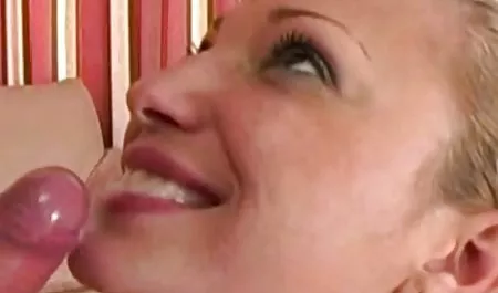 Dua lesbian muda bercinta bokep animal mp4
