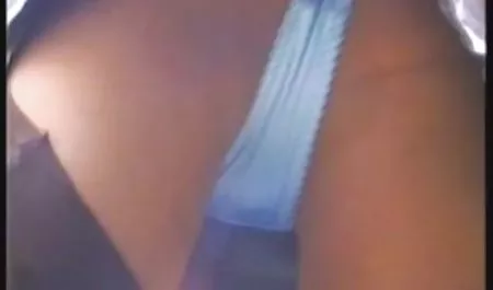 Gadis berambut merah yang indah mengisap xxx video bokep mp4 ayam gemuk dan menelan cum