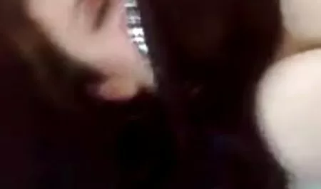 Pirang video bokep jav mp4 panas mendapat kontol di kedua vagina dan mulut