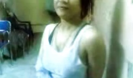 Aktris seksi dengan cincin papilla full bokep mp4