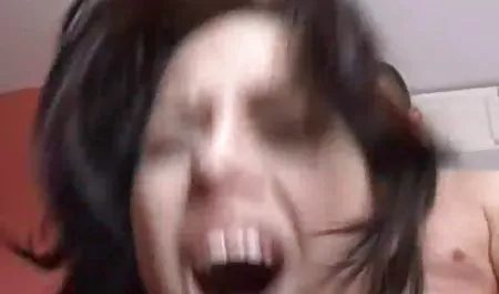 Kecantikan si rambut merah mendapat bokep janda mp4 kesenangan yang tidak realistis dari seks