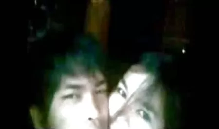 Brunette seksi dan bejat bokep online mp4 untuk 17 pria!
