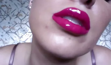 Negro hitam di kamar mandi bokep gay mp4 menggelitik klitoris dan mengisap ayam